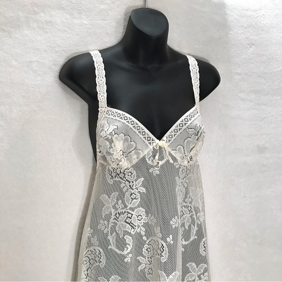 ⭐️ Vintage 1950’s Vassarette Lace Paisley & Floral Nightgown and Overcoat Set - Picture 4 of 12